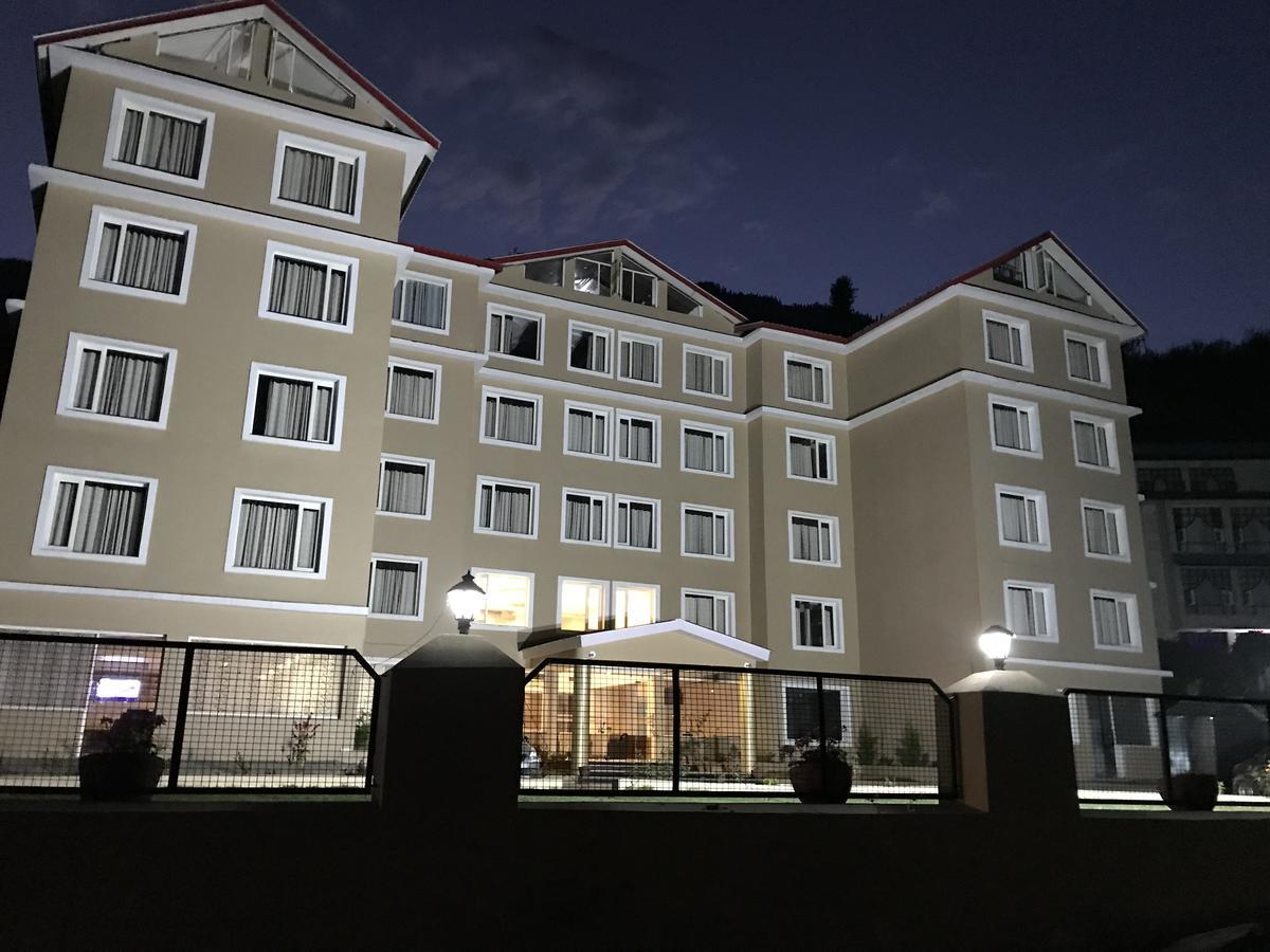 Hotel Maple Retreat Manāli Buitenkant foto