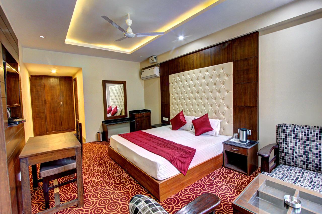 Hotel Maple Retreat Manāli Buitenkant foto